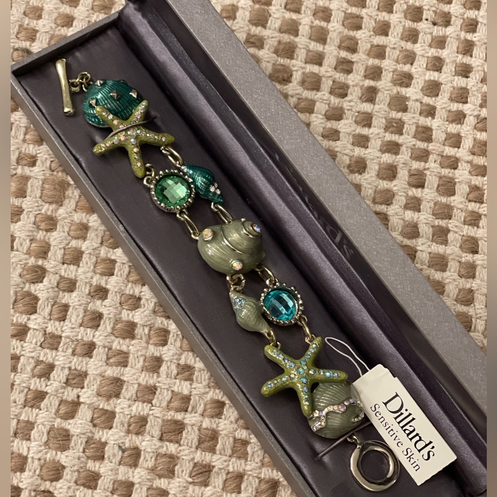 Bracelet - Picture 3 of 6